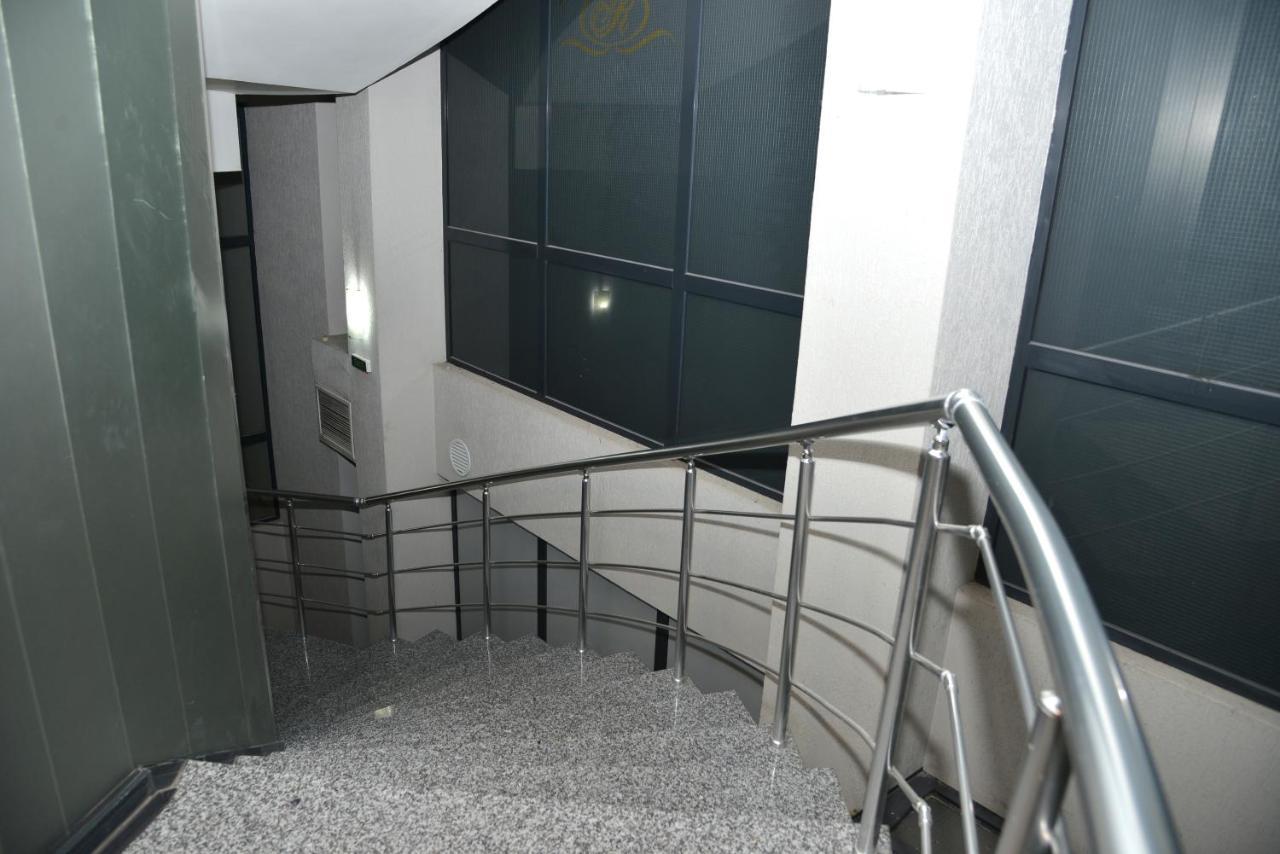 Hotel Ricas Sliven Buitenkant foto